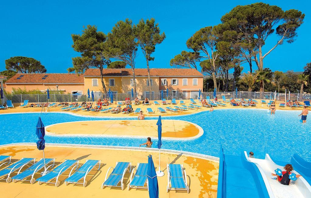 Residence Odalys Le Mas Des Vignes Calvisson Exterior photo